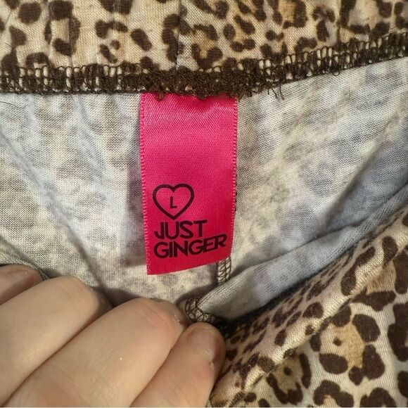 Leopard Print Leggings by Just Ginger - Picture 3 of 4